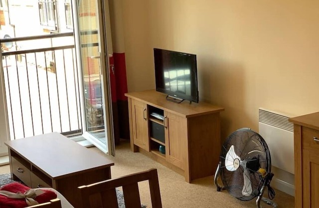 Comfortable 2 Bed Apartment with parking in Kidlington