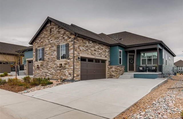 Comfortable 3 Bedroom Patio Home in the Meadows