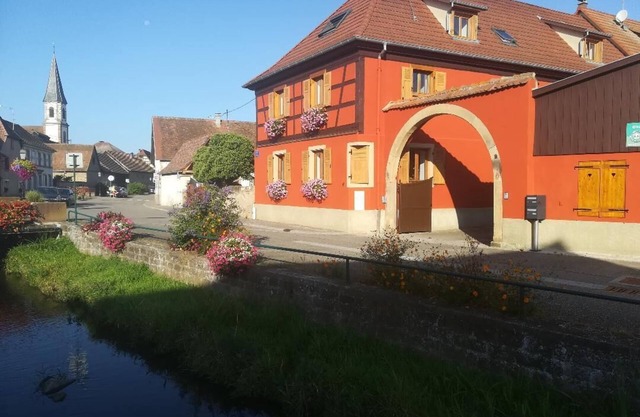 Comfortable cottage prox. Obernai between Strasbourg and Colmar wine route