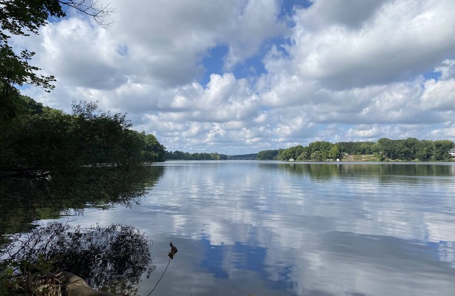 Comfortable country home in Berrien Springs, Lake Chapin, Wine Trail, Notre Dame