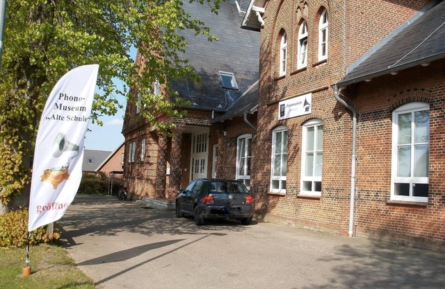 Comfortable holiday flat with private terrace