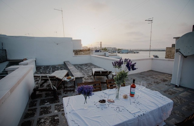 Comforting apartment with splendid sight sea and balcony