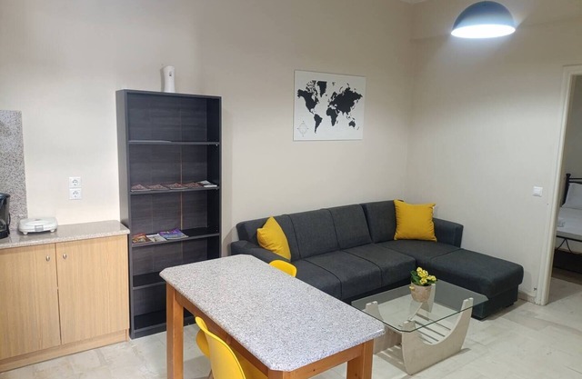 Comfy studio near city center