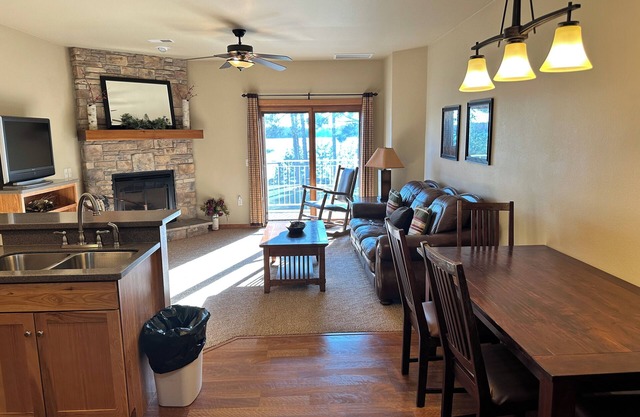 CONDO 203 by Eagle Waters Resort