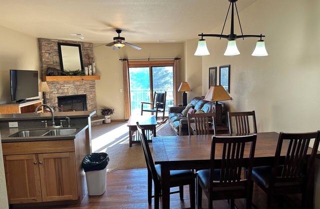 CONDO 207 by Eagle Waters Resort