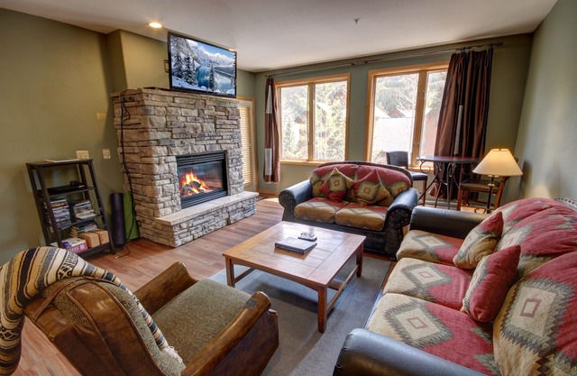 Condo near River Run Village with lots of Shops