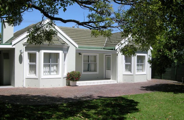 Constantia Cottage