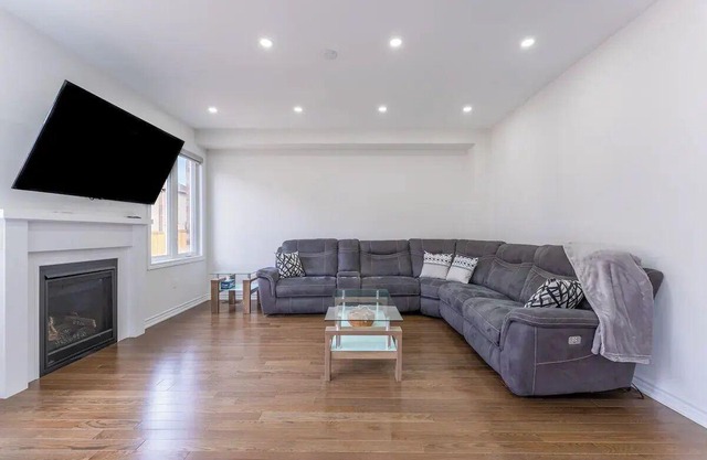 Contemporary Design - Cozy - Workspace