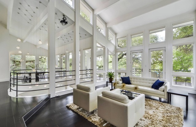 Contemporary Lake Austin Estate Minutes from Downtown - Privately Gated