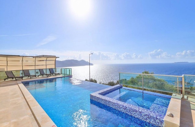 Contemporary Villa With Stunning Sea Views and Large Sun Terrace