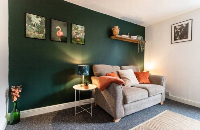 Contractor*Long Stays Discounts*Parking