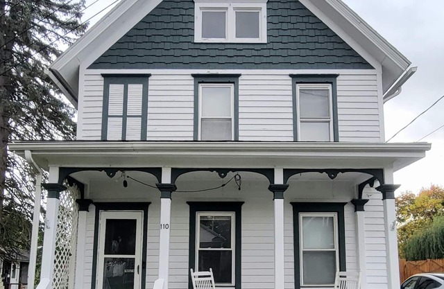 Conveniently located near main street w/ L2 EV charging facility