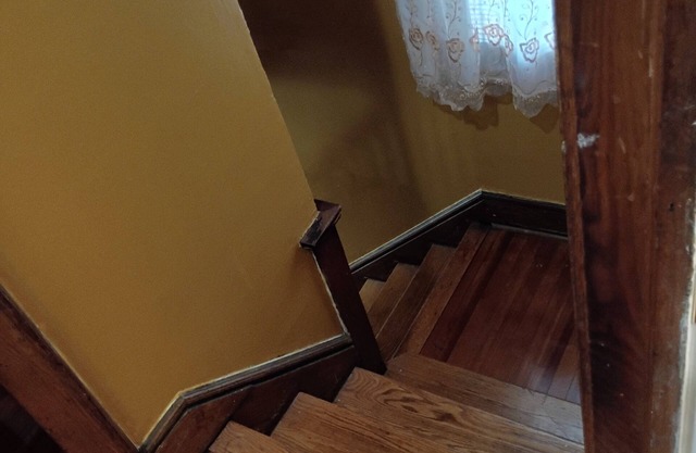 Cool 2-bedroom house with AC in charming Irvington