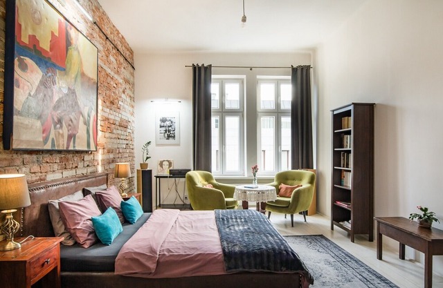 Cool Apartment in Bohemian Former Jewish Quarter