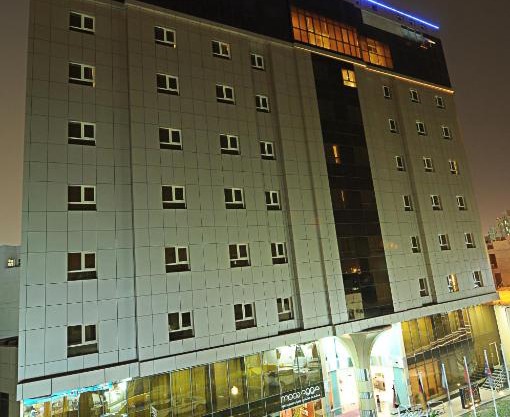 Corp Executive Hotel Doha Suites