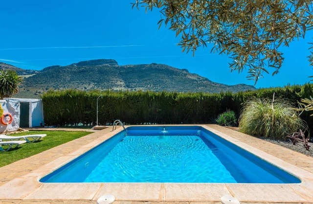 Cortijo Alonso Archidona by Ruralidays