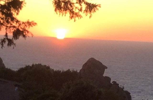 Costa Paradiso: a terraced house with a private garden, initial cleaning is free