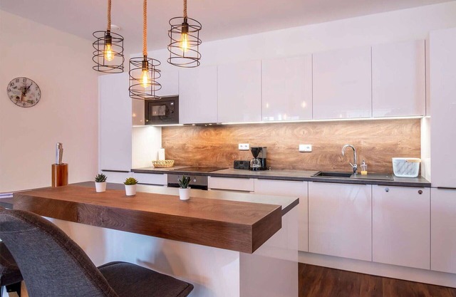 Cosy apartment for 5 people with WIFI, TV, terrace and pets allowed