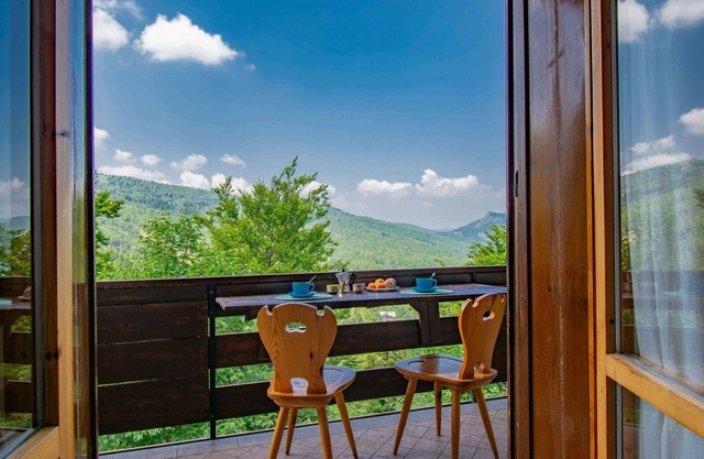 Cosy apartment for 4 people with WIFI, TV, terrace and pets allowed