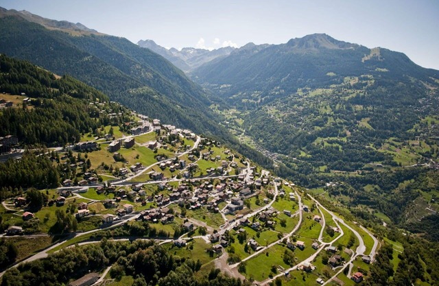 Cosy apartment for 5 guests with WIFI, balcony and pets allowed