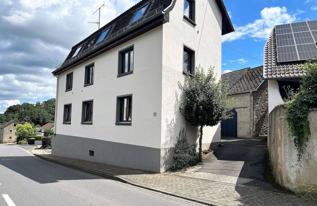 Cosy apartment for 10 guests with A/C, WIFI, TV and patio
