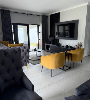 Cosy & Comfy Paradiso