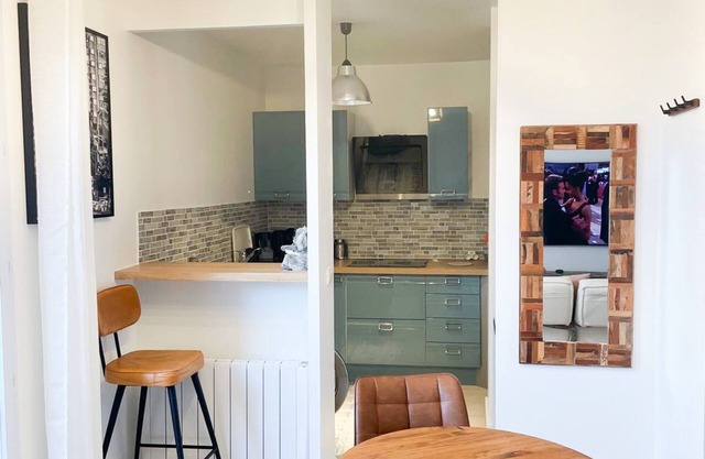 Cosy modern apartment - 4 min walk from station