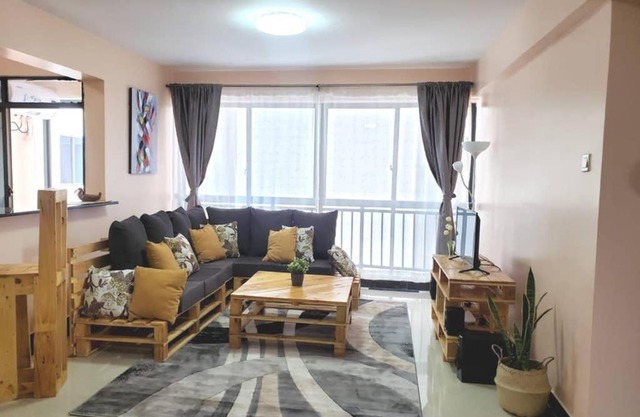 Cosy rustic design Kileleshwa apartment Nairobi