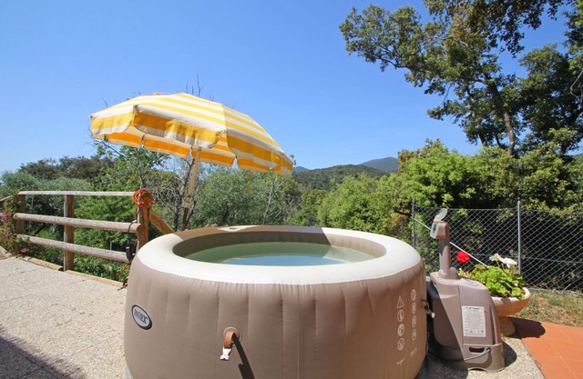 Cottage surrounded by nature near Sea