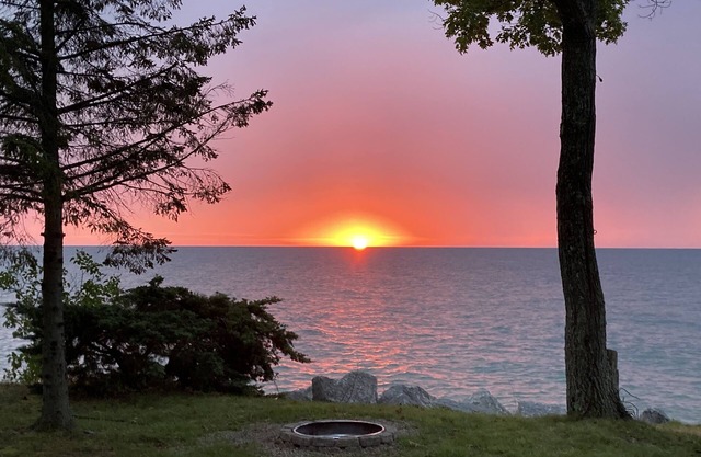 Cottage charm pet friendly! Located on Lake Huron