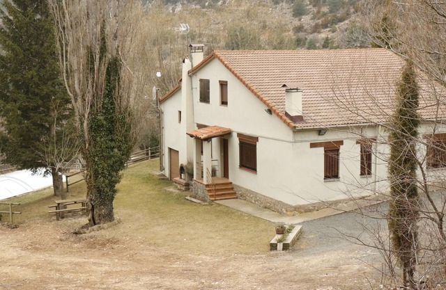 Country House "Cal Pastor 12 pax" with Mountain View, Pool, Wi-Fi, Terrace & Garden