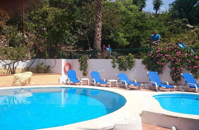 Country House 'Santa Matilde Málaga' with Sea Views, Wi-Fi and Air Conditioning