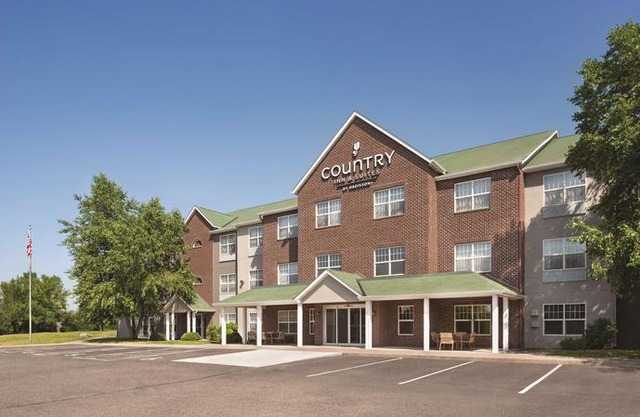 Country Inn & Suites by Radisson Cottage Grove MN