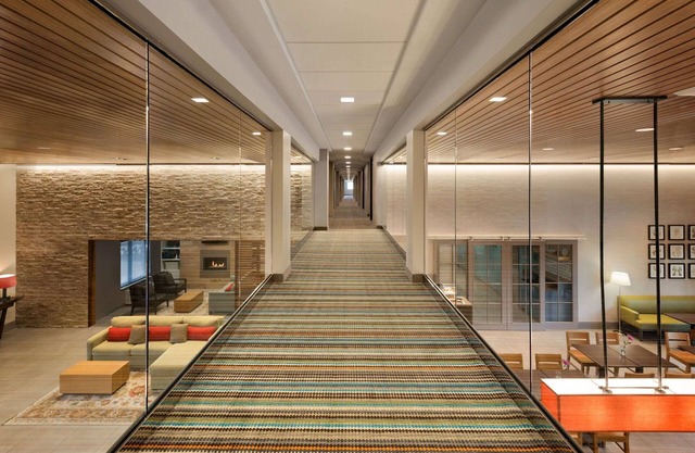 Country Inn & Suites by Radisson, Seattle-Tacoma International Airport, WA