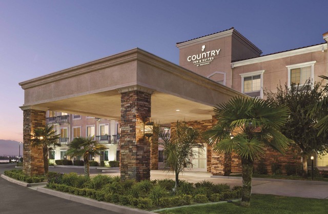 Country Inn & Suites by Radisson, San Bernardino (Redlands), CA