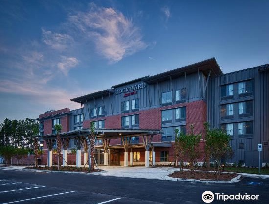 Courtyard by Marriott Charleston Summerville