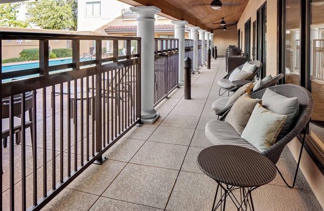 Courtyard by Marriott Houston Rice University