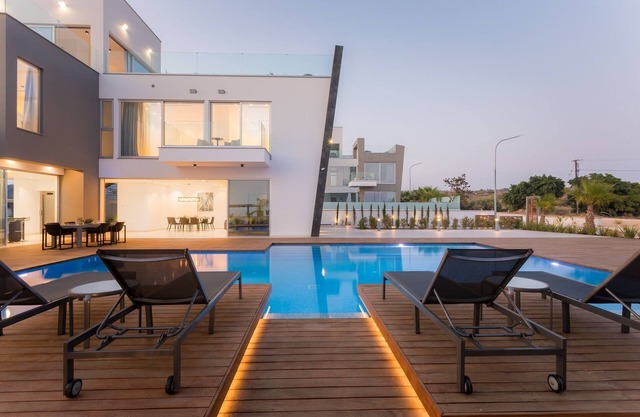 Cove Seaview Residences