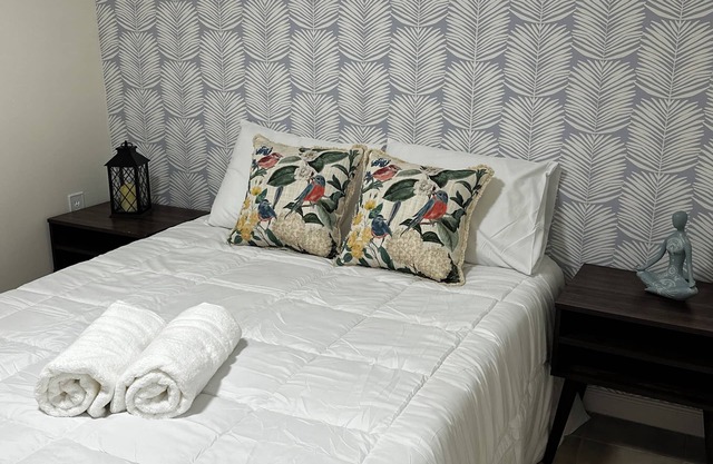 Cozy 1-bedroom apartment in gorgeous North Bergen with AC