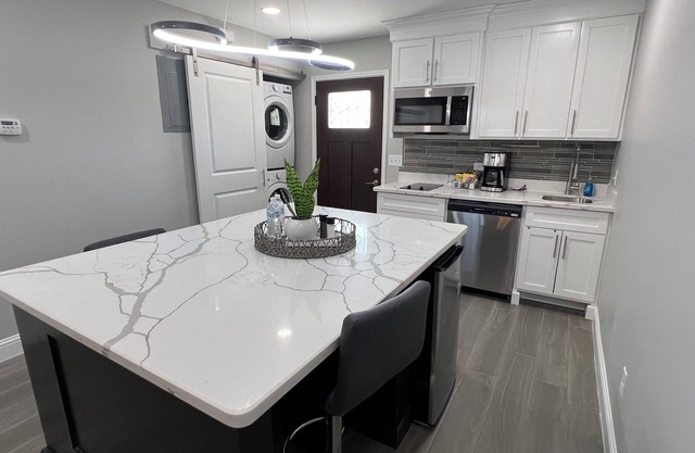 Cozy 1-bedroom apartment in beautiful Del Rio with WiFi, AC