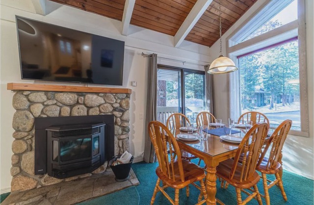 Cozy 1Bed+Loft Condo in Desirable Horizons 4