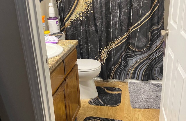 Cozy 2-bedroom with AC and WiFi in welcoming Sandy Springs