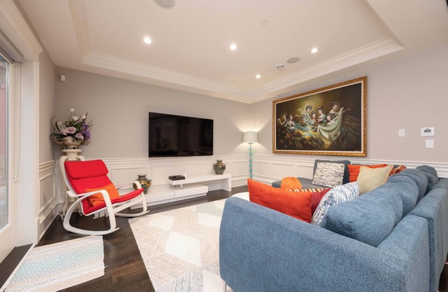 Cozy 2BR Dunbar Home near UBC & Kits Beach