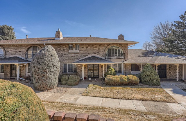 Cozy 3 Bedroom 3 Bath Denver