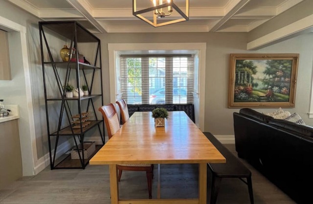 Cozy 3-Bedroom Bungalow Near Old Town Pasadena