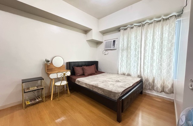 Cozy, Affordable place in Ermita with free gym and pool
