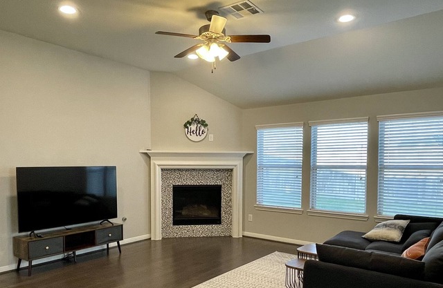 Cozy and clean space