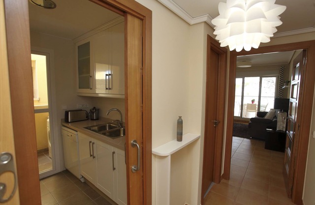 Cozy apartment with fabulous sea views