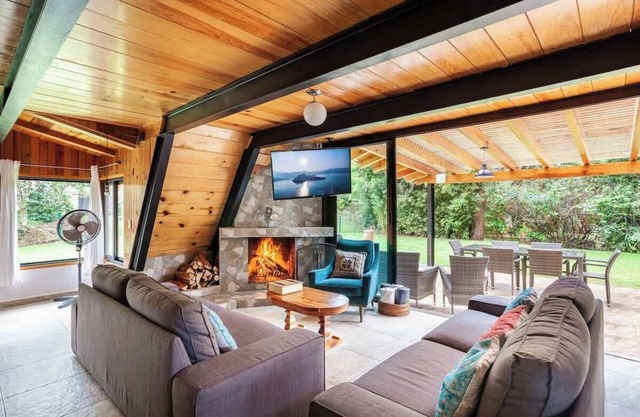 Cozy Avandaro Cabin: Nature & Great Family Space