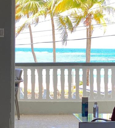 Cozy Beach Apartment